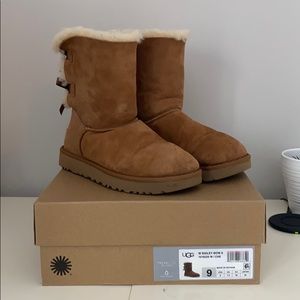 Ugg Bailey Bow II Chesnut Women’s 9